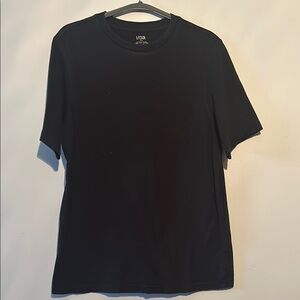 Izod Black Short Sleeve Tee